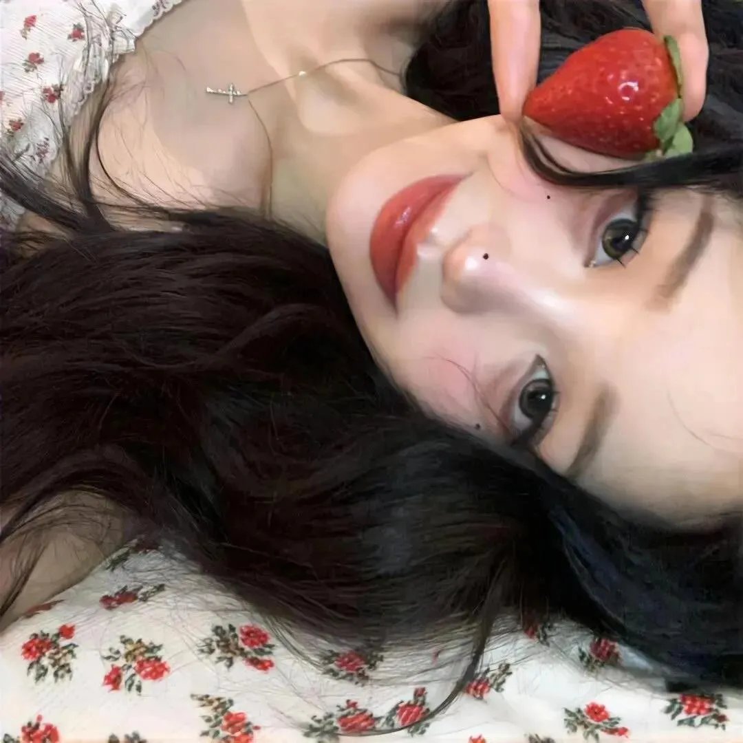 玻璃牢房